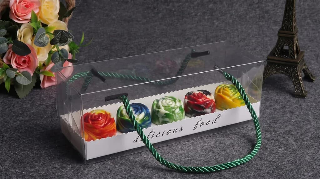 Шоколадні троянди з мармуровим візерунком CraftChocoKharkiv — букет, який не зів'яне